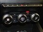 Renault Captur 1.6 E-Tech plug-in hybrid 160 PK SL Rive Gauche | Apple Carplay/Android | cruise control | electronic climate control | lederen/stof bekleding | LED koplampen | lichtmetalen velgen 18" | navigatiesysteem |