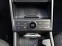 Hyundai Kona 1.6 GDI HEV Premium Sky / € 3000,- Voordeel / Direct Leverbaar / Stoelverkoeling / Stuurverwarming / Stoelverwarming Voor + Achter /
