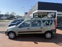 Dacia Logan MCV 1.6-16V Lauréate | €250,- KORTING |