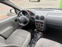 Dacia Logan MCV 1.6-16V Lauréate | €250,- KORTING |