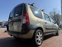 Dacia Logan MCV 1.6-16V Lauréate | €250,- KORTING |