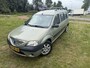 Dacia Logan MCV 1.6-16V Lauréate | €250,- KORTING |
