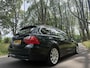 BMW 3-Serie Touring 325xi Dynamic Exec. | €500,- KORTING+nw apk |
