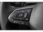 Volkswagen T-Roc 1.5 eTsi R-Line First Edition 150PK / 110kW DSG, Elektrische achterklep met sensorsturing, 20" 'Calgary' LMV, koplampverlichting LED plus, keyless start & entry, parkeerassistent (Park Assist) incl. parkeersensoren voor en achter (pdc), achteruitrijcamera (rear view), elektrisch verstel-, verwarm- en inklapbare buitenspiegels, verwarmbare voorstoelen, draadloos Apple Carplay & Android Auto, dodehoekdetectie (Side Assist), grootlichtassistent (Light Assist) etc.