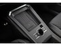 Volkswagen T-Roc 1.5 eTsi R-Line First Edition 150PK / 110kW DSG, Elektrische achterklep met sensorsturing, 20" 'Calgary' LMV, koplampverlichting LED plus, keyless start & entry, parkeerassistent (Park Assist) incl. parkeersensoren voor en achter (pdc), achteruitrijcamera (rear view), elektrisch verstel-, verwarm- en inklapbare buitenspiegels, verwarmbare voorstoelen, draadloos Apple Carplay & Android Auto, dodehoekdetectie (Side Assist), grootlichtassistent (Light Assist) etc.