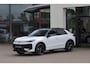 Volkswagen T-Roc 1.5 eTsi R-Line First Edition 150PK / 110kW DSG, Elektrische achterklep met sensorsturing, 20" 'Calgary' LMV, koplampverlichting LED plus, keyless start & entry, parkeerassistent (Park Assist) incl. parkeersensoren voor en achter (pdc), achteruitrijcamera (rear view), elektrisch verstel-, verwarm- en inklapbare buitenspiegels, verwarmbare voorstoelen, draadloos Apple Carplay & Android Auto, dodehoekdetectie (Side Assist), grootlichtassistent (Light Assist) etc.