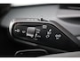 Volkswagen T-Roc 1.5 eTsi R-Line First Edition 150PK / 110kW DSG, Elektrische achterklep met sensorsturing, 20" 'Calgary' LMV, koplampverlichting LED plus, keyless start & entry, parkeerassistent (Park Assist) incl. parkeersensoren voor en achter (pdc), achteruitrijcamera (rear view), elektrisch verstel-, verwarm- en inklapbare buitenspiegels, verwarmbare voorstoelen, draadloos Apple Carplay & Android Auto, dodehoekdetectie (Side Assist), grootlichtassistent (Light Assist) etc.