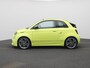 Abarth 500c Fiat Abarth Scorpionissima 42 kWh | Navigatiesysteem | Parkeersensoren voor + achter | Camera | Stoelverwarming | Lichtmetalen velgen 18" |