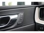 Volvo XC60 B5 250PK AWD Inscription | Semi elektr. Trekhaak | Leder | Stoelverwarming | Adaptive Cruise & Pilot Assist | Park Assist & Camera Achter | Elektr. Bestuurdersstoel met geheugen | Elektr. Achterklep |