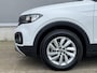 Volkswagen T-Cross 1.0 TSI 95pk Life | Trekhaak | Navigatie | Camera