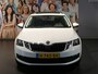 Skoda Octavia Combi 1.5 TSI Greentech Ambition Business - Elektrisch glazen panorama-dak - Sensor v+a - 17" lmv - Afneembare trekhaak - Stoelverwarming