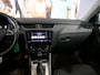 Skoda Octavia Combi 1.5 TSI Greentech Ambition Business - Elektrisch glazen panorama-dak - Sensor v+a - 17" lmv - Afneembare trekhaak - Stoelverwarming
