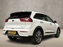 Kia Niro Hybrid 1.6 GDi ExecutiveLine Automaat (APPLE CARPLAY, NAVIGATIE, STUUR/STOELVERWARMING, LEDER, CAMERA, SPORTSTOELEN, GETINT GLAS, KEYLESS, NIEUWSTAAT)