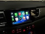 Kia Niro Hybrid 1.6 GDi ExecutiveLine Automaat (APPLE CARPLAY, NAVIGATIE, STUUR/STOELVERWARMING, LEDER, CAMERA, SPORTSTOELEN, GETINT GLAS, KEYLESS, NIEUWSTAAT)