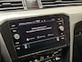 Volkswagen Passat Variant 1.4 TSI PHEV GTE 218Pk Automaat (APPLE CARPLAY, GROOT NAVI, CLIMATE, CAMERA, KEYLESS, SPORTSTOELEN, GETINT GLAS, ELEK ACHTERKLEP, PARKEERSENSOREN, NIEUWSTAAT)