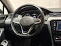 Volkswagen Passat Variant 1.4 TSI PHEV GTE 218Pk Automaat (APPLE CARPLAY, GROOT NAVI, CLIMATE, CAMERA, KEYLESS, SPORTSTOELEN, GETINT GLAS, ELEK ACHTERKLEP, PARKEERSENSOREN, NIEUWSTAAT)