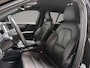 Volvo XC40 1.5 T4 Recharge R-Design 211Pk Automaat (APPLE CARPLAY, GROOT NAVI, STUUR/STOELVERWARMING, LEDER, CAMERA, SPORTSTOELEN, GETINT GLAS, ELEK ACHTERKLEP, NIEUWSTAAT)