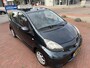 Toyota Aygo 1.0-12V Asp.Gre Nav. | €250,- KORTING+nw APK |