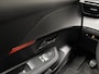 Peugeot 208 1.2 PureTech Sport (APPLE CARPLAY, NAVIGATIE, CRUISE, SPORTSTOELEN, LANE ASSIST, BLUETOOTH, NIEUWSTAAT)