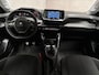Peugeot 208 1.2 PureTech Sport (APPLE CARPLAY, NAVIGATIE, CRUISE, SPORTSTOELEN, LANE ASSIST, BLUETOOTH, NIEUWSTAAT)