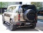 Land Rover Defender 110 P 400 110 BENZINE HSE 7p. / 22 Inch / NL-Auto