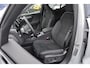 Volvo XC40 B4 211PK Automaat Plus Dark / Adaptive cruise control / Elektrische stoelen / Harman Kardon audio / Pilot assist / BLIS / Stoel en stuur verwarming / Elektrische achterklep / Parkeersensoren met camera / Google infotainment