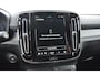 Volvo XC40 B4 211PK Automaat Plus Dark / Adaptive cruise control / Elektrische stoelen / Harman Kardon audio / Pilot assist / BLIS / Stoel en stuur verwarming / Elektrische achterklep / Parkeersensoren met camera / Google infotainment
