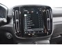 Volvo XC40 B4 211PK Automaat Plus Dark / Adaptive cruise control / Elektrische stoelen / Harman Kardon audio / Pilot assist / BLIS / Stoel en stuur verwarming / Elektrische achterklep / Parkeersensoren met camera / Google infotainment