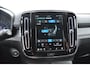 Volvo XC40 B4 211PK Automaat Plus Dark / Adaptive cruise control / Elektrische stoelen / Harman Kardon audio / Pilot assist / BLIS / Stoel en stuur verwarming / Elektrische achterklep / Parkeersensoren met camera / Google infotainment
