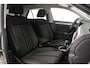Volkswagen T-Roc Life Edition 1.5 TSI 150pk DSG Automaat Adaptive cruise control, Achteruitrijcamera, LED koplampen, App connect, Parkeersensoren, Airco, DAB, Radio