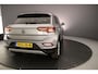 Volkswagen T-Roc Life Edition 1.5 TSI 150pk DSG Automaat Adaptive cruise control, Achteruitrijcamera, LED koplampen, App connect, Parkeersensoren, Airco, DAB, Radio