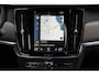 Volvo S90 T8 AWD Inscription Standkachel | Harman/Kardon Audiosysteem | Trekhaak Semi-Elektrisch | Stoelverwarming Voor en Achter | Stuurwielverwarming | Adaptieve Full-LED Koplampen |  Lederbekleed Dashboard | Parkeersensoren Voor en Achter | Parkeercamera Achter | Keyless Entry |