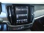 Volvo S90 T8 AWD Inscription | Trekhaak Semi-Elektrisch | Standkachel | Harman/Kardon Audiosysteem | Stoelverwarming Voor en Achter | Stuurwielverwarming | Adaptieve Full-LED Koplampen |  Lederbekleed Dashboard | Parkeersensoren Voor en Achter | Parkeercamera Achter | Keyless Entry |