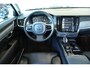 Volvo S90 T8 AWD Inscription | Trekhaak Semi-Elektrisch | Standkachel | Harman/Kardon Audiosysteem | Stoelverwarming Voor en Achter | Stuurwielverwarming | Adaptieve Full-LED Koplampen |  Lederbekleed Dashboard | Parkeersensoren Voor en Achter | Parkeercamera Achter | Keyless Entry |