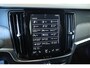 Volvo S90 T8 AWD Inscription | Trekhaak Semi-Elektrisch | Standkachel | Harman/Kardon Audiosysteem | Stoelverwarming Voor en Achter | Stuurwielverwarming | Adaptieve Full-LED Koplampen |  Lederbekleed Dashboard | Parkeersensoren Voor en Achter | Parkeercamera Achter | Keyless Entry |