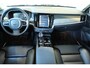 Volvo S90 T8 AWD Inscription | Trekhaak Semi-Elektrisch | Standkachel | Harman/Kardon Audiosysteem | Stoelverwarming Voor en Achter | Stuurwielverwarming | Adaptieve Full-LED Koplampen |  Lederbekleed Dashboard | Parkeersensoren Voor en Achter | Parkeercamera Achter | Keyless Entry |