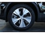 Volvo XC40 T4 Plug-in hybrid Core Bright | Verwarmbare voorstoelen en stuurwiel | Apple carplay/Android auto | Elektrische achterklep | Keyless | 18 inch Lichtmetalen velgen