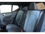 Volvo XC40 T4 Plug-in hybrid Core Bright | Verwarmbare voorstoelen en stuurwiel | Apple carplay/Android auto | Elektrische achterklep | Keyless | 18 inch Lichtmetalen velgen