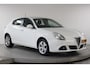Alfa Romeo Giulietta 1.4 T Distinctive All-Seasons | Climate | Lichtmetaal | Cruise.