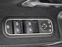 Mercedes-Benz A-klasse 250 e Business Solution AMG Panoramadak / Memory Seats / 360 Camera / Keyless / 19'' velgen / Nightpakket / Sfeerverlichting / Alpine grey /