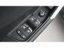 Audi Q2 35 TFSI S Edition | Stoelverwarming | Adaptive cruise | Zwart optiek |