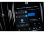 Volvo XC60 2.0 T6 Plug-in hybrid AWD Ultimate Dark | Trekhaak | Luchtvering | 360° Camera | Bowers & Wilkins | Head-Up Display | Stoelverwarming voor & achter | Stuurverwarming |