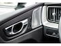 Volvo XC60 2.0 T6 Plug-in hybrid AWD Ultimate Dark | Trekhaak | Luchtvering | 360° Camera | Bowers & Wilkins | Head-Up Display | Stoelverwarming voor & achter | Stuurverwarming |