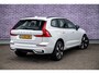 Volvo XC60 2.0 T6 Plug-in hybrid AWD Ultimate Dark | Trekhaak | Luchtvering | 360° Camera | Bowers & Wilkins | Head-Up Display | Stoelverwarming voor & achter | Stuurverwarming |