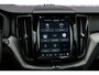 Volvo XC60 2.0 T6 Plug-in hybrid AWD Ultimate Dark | Trekhaak | Luchtvering | 360° Camera | Bowers & Wilkins | Head-Up Display | Stoelverwarming voor & achter | Stuurverwarming |