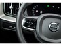Volvo XC60 2.0 T6 Plug-in hybrid AWD Ultimate Dark | Trekhaak | Luchtvering | 360° Camera | Bowers & Wilkins | Head-Up Display | Stoelverwarming voor & achter | Stuurverwarming |