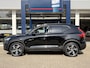 Volvo XC40 1.5 T5 Recharge R-Design / Automaat / NL-Auto / Dealer-Onderhouden / Open/Panodak / Leder-Alcantara / Harman-Kardon / Digitaal Dashboard / Keyless / LED / DAB / Navi / Apple-Carplay&Android-Auto / 360 Graden Camera / Adaptieve Cruise-Control / Pilot-Assist / ELKTR-Achterklep / ELKTR-Wegklapbare Trekhaak / PDC / LMV 19'' / ENZ.
