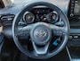 Toyota Yaris 1.5 Hybrid Dynamic | Apple Carplay+Android Auto | Clima | Adap.Cruise | Led Koplampen | Rijstrook+Licht+Regensensor | Achteruitrijcamera | Stoelverwarming | Mistlampen | Privacy Glass |16''lm
