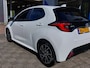 Toyota Yaris 1.5 Hybrid Dynamic | Apple Carplay+Android Auto | Clima | Adap.Cruise | Led Koplampen | Rijstrook+Licht+Regensensor | Achteruitrijcamera | Stoelverwarming | Mistlampen | Privacy Glass |16''lm