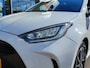 Toyota Yaris 1.5 Hybrid Dynamic | Apple Carplay+Android Auto | Clima | Adap.Cruise | Led Koplampen | Rijstrook+Licht+Regensensor | Achteruitrijcamera | Stoelverwarming | Mistlampen | Privacy Glass |16''lm